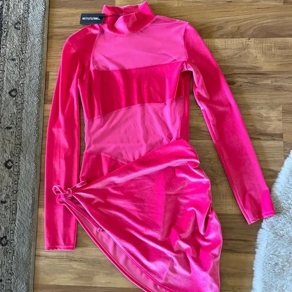 Pretty Little Thing Pink Velvet Bodysuit with Skirt - Picture 3 of 7